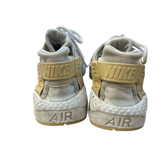 Nike Air Huarache Sneakers Women’s Size 8.5 In White And Cream - Picture 3 of 7